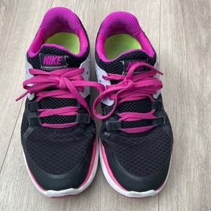 Nike lunarswift 2 black and magenta women’s size 5.5